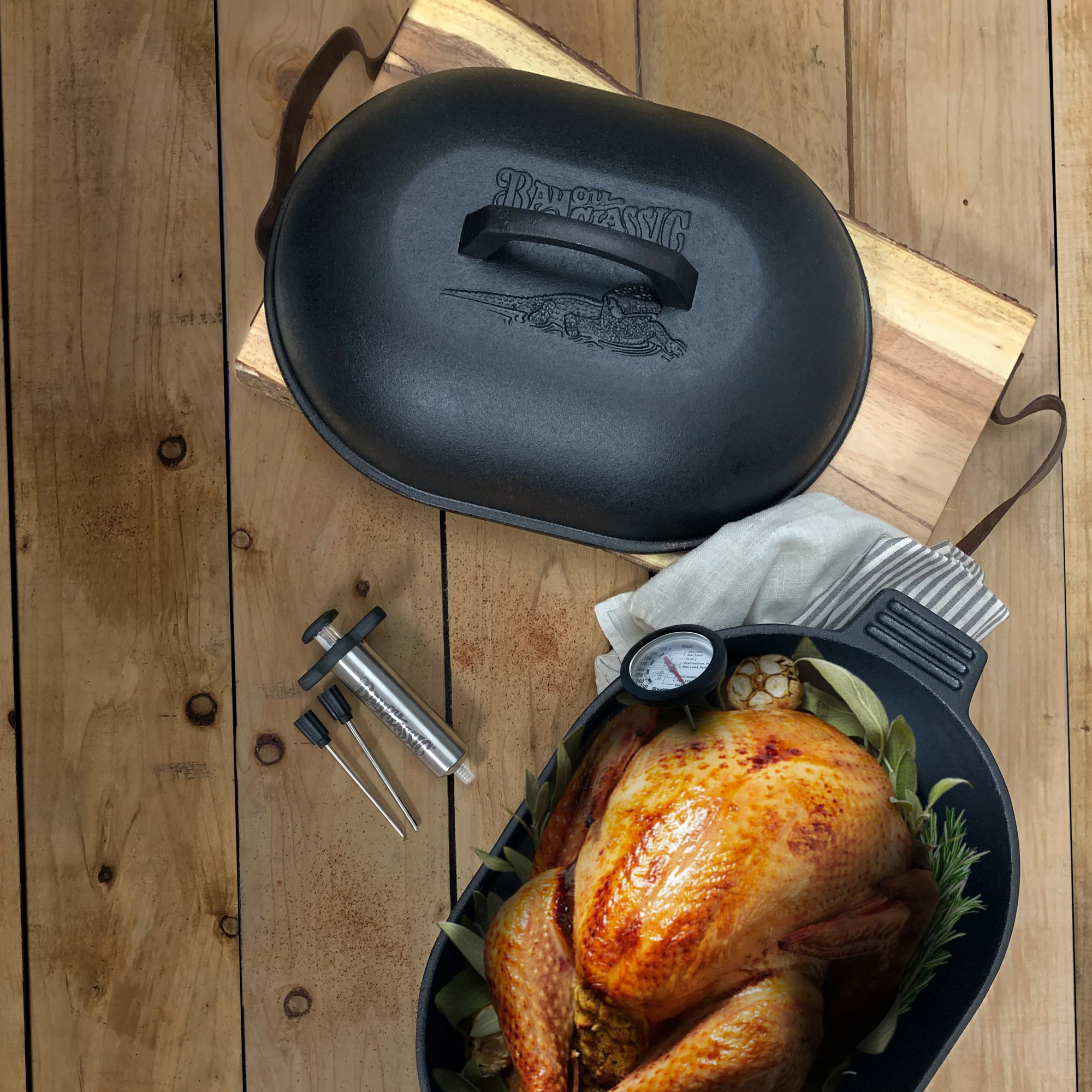 11-qt Cast Iron Oval Roaster with Lid - Image 6