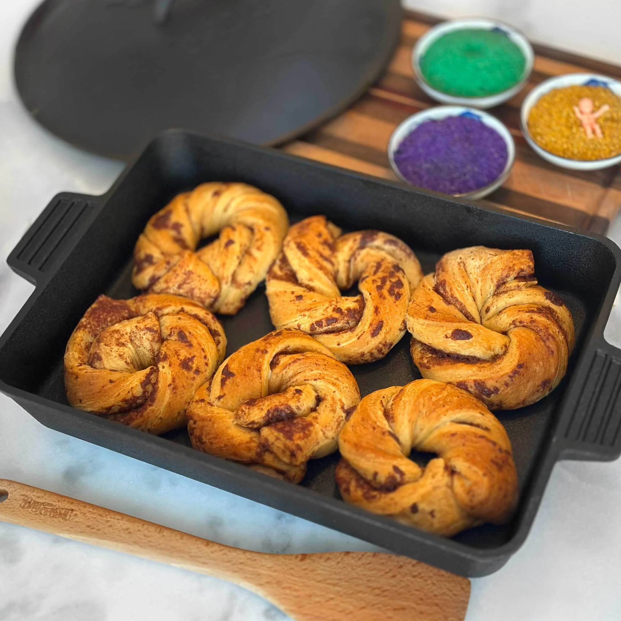 9x13-in Cast Iron Pan - Image 5